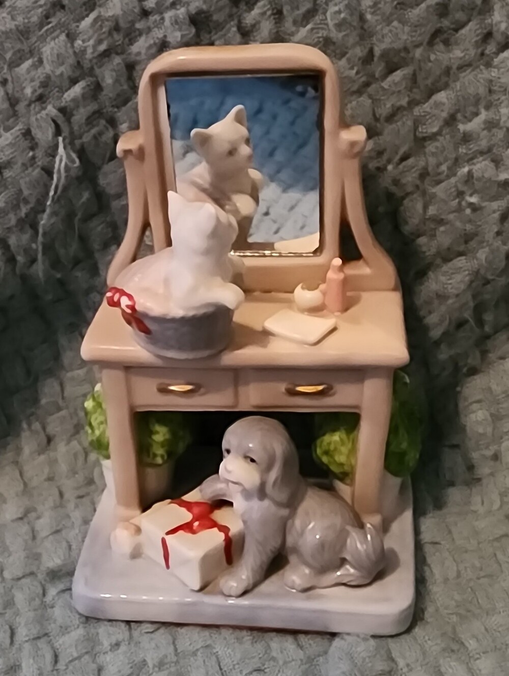 Vintage 80s Porcelain Pet-Themed Vanity Tray Figurine in Cream and White